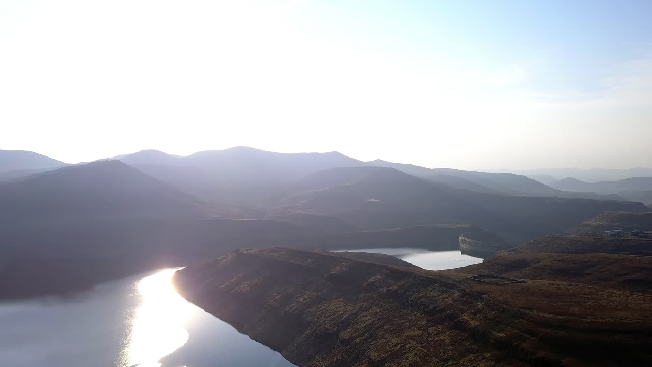 el agua que sostiene la vida