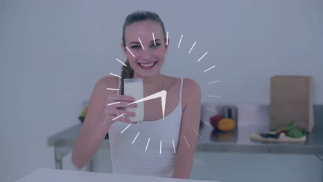 animación de un reloj moviéndose sobre una mujer caucásica bebiendo leche