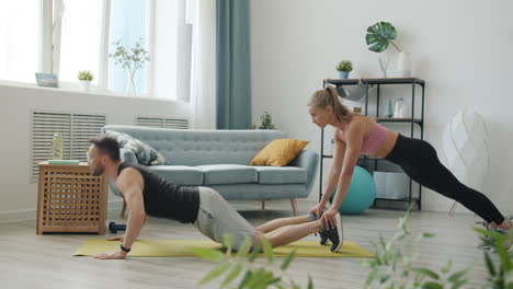couple workout at home