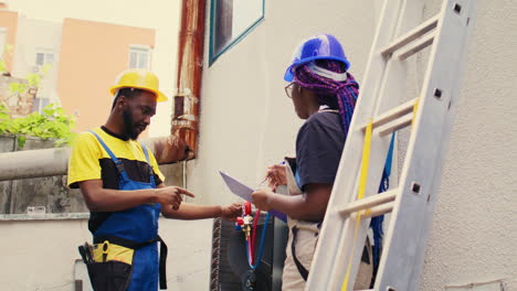 Los-Ingenieros-Reacondicionan-El-Sistema-HVAC.