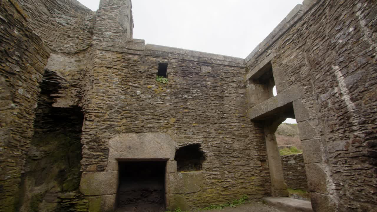 pan de la fortaleza del castillo abandonado en falmouth