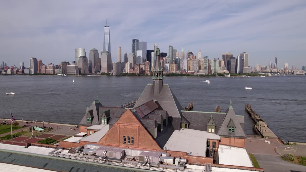 미국 저지 시티에 있는 뉴저지 터미널의 중앙 철도 주변의 공중 전망