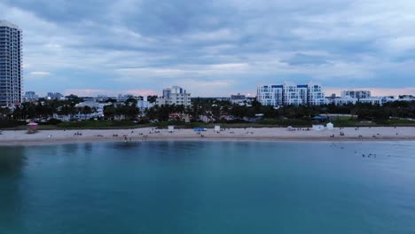 imágenes de drones - revelando la isla