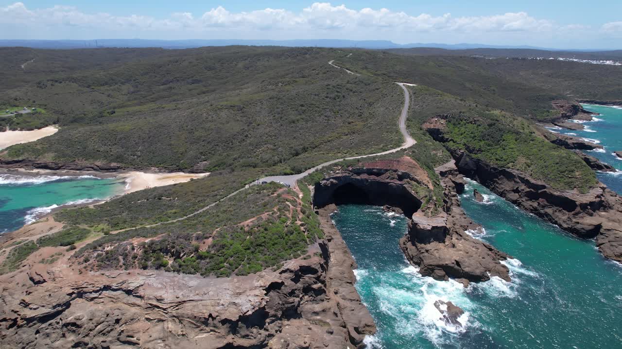Bongon Beach And Snapper Point Lookout In Frazer Park, NSW, Australia - Aerial Pullback