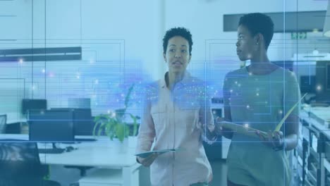 animación del procesamiento de datos sobre diversas personas de negocios que trabajan en la oficina