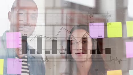 Animación-Del-Procesamiento-De-Datos-Financieros-Sobre-Diversos-Empresarios