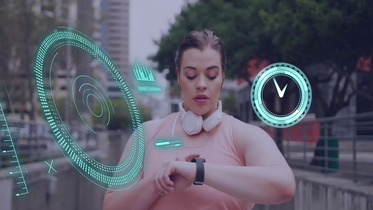 데이터 프로세싱의 애니메이션을 통해 백인 여성은 smartwacth와 함께 실행됩니다.