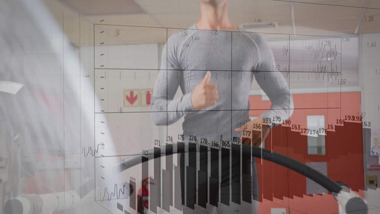 Uomo in forma che sale sul tapis roulant in palestra, fa jogging con monitoraggio della frequenza cardiaca su griglia e grafico in aumento