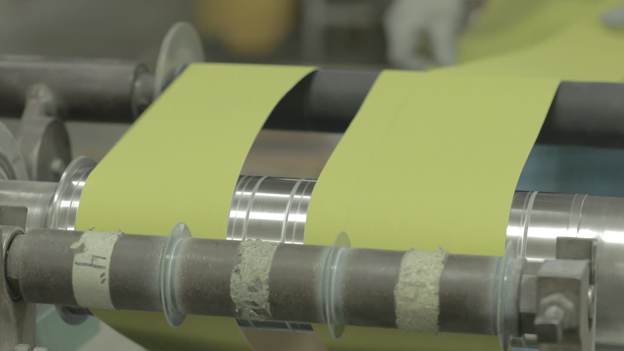 공장에서 만든 벨트 샌드페이퍼