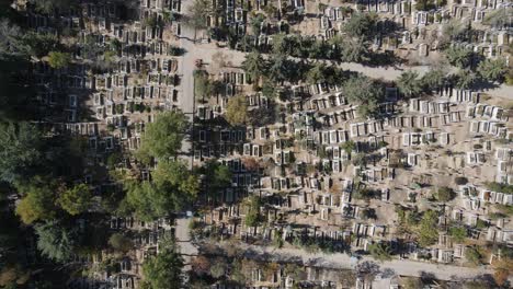 Blick-Von-Oben-Auf-Den-Muslimischen-Friedhof