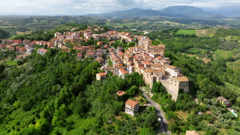 Municipio-De-Stimigliano-En-La-Región-De-Lazio-En-Italia---Disparo-Aéreo-Con-Drones