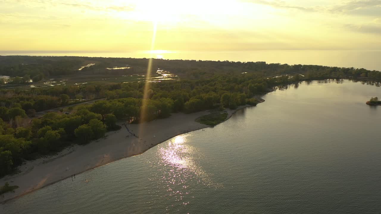 presque isla atardecer aéreo 4k drone