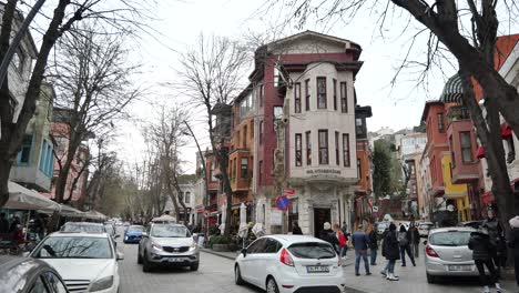 colorful streets of istanbul