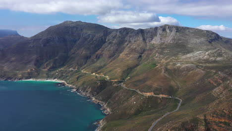 la carretera costera fue filmada desde el aire en sudáfrica r44 famoso viaje de raod