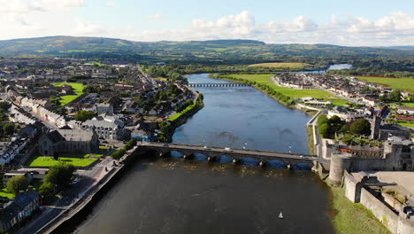 veduta aerea di limerick, in irlanda