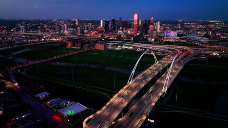 margaret mcdermott bridge, trinity river and dallas