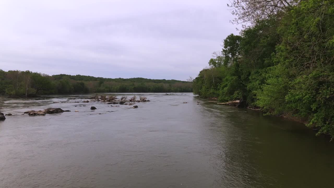 Luftfoto langs Potomac-floden nær Great Falls, Virginia 1