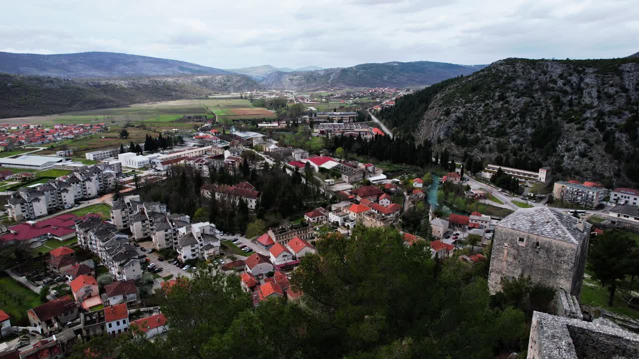 aérea desde el castillo en stolac, bosnia y herzegovina