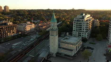 toronto lcbo clocktower drone clip - push in - clip 2