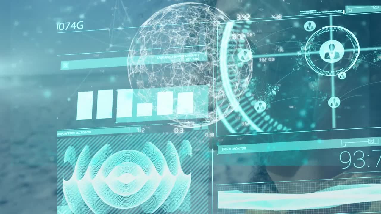 해변에 있는 두 인종의 여성 위에 있는 디지털 화면의 애니메이션