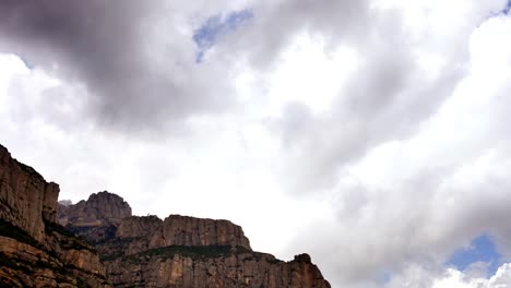 Monserrat-Mountains-05