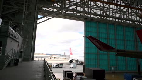 Working-images-of-aircraft-cleaning-company-employees-aircraft-ladder-flight-preparation-control-preparations-boarding-gate-procedures-activities