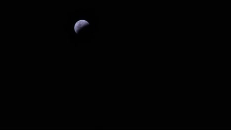 Time-lapse-of-the-moon