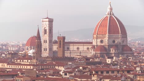 a beautiful establishing shot of florence italy 2