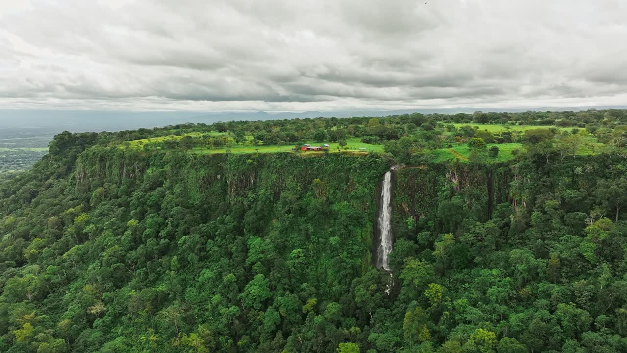 Aerial view of a waterfall and Panama's most famous plateau