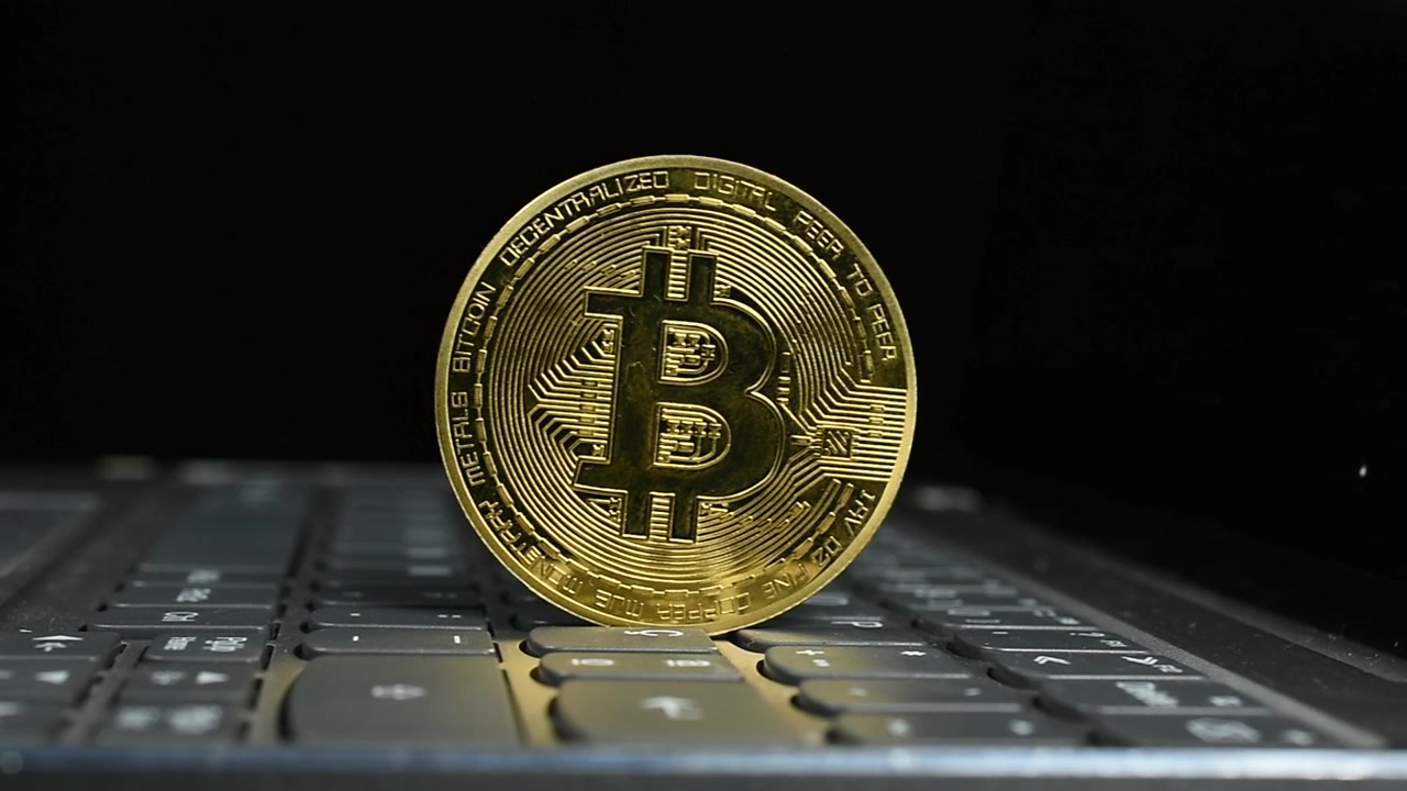 Sfondo tecnologico per il mining di Bitcoin d'oro