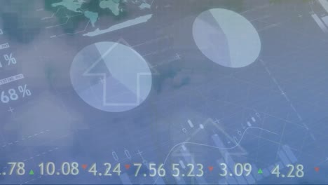 animación de flecha y procesamiento de datos sobre nubes