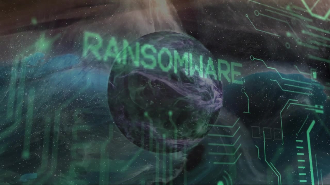 Lettres initiales glitchées formant un hologramme de rançongiciel au-dessus d'une planète en rotation, visualisant une cybermenace.