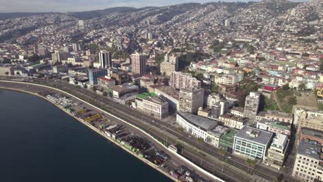Aerial-View-Of-Avenue-Errazuriz-On-Coastline-Of-Valparaiso-City