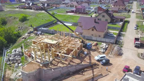 sitio de construcción de cabañas de madera
