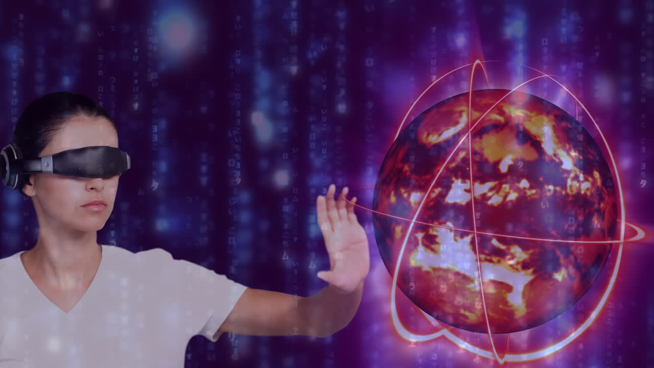 usando auriculares de realidad virtual, mujer interactuando con globo digital y código binario