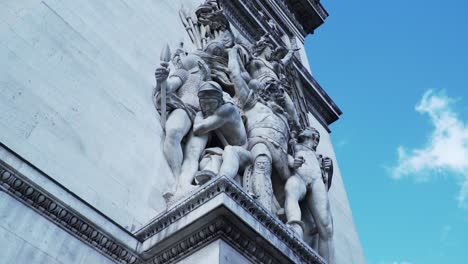 La-Marseillaise-Sculpture-By-Francois-Rude-On-One-Of-The-Pillars-Of-Arc-De-Triomphe-In-Paris,-France