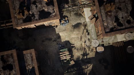 vista aérea de una vieja fábrica abandonada
