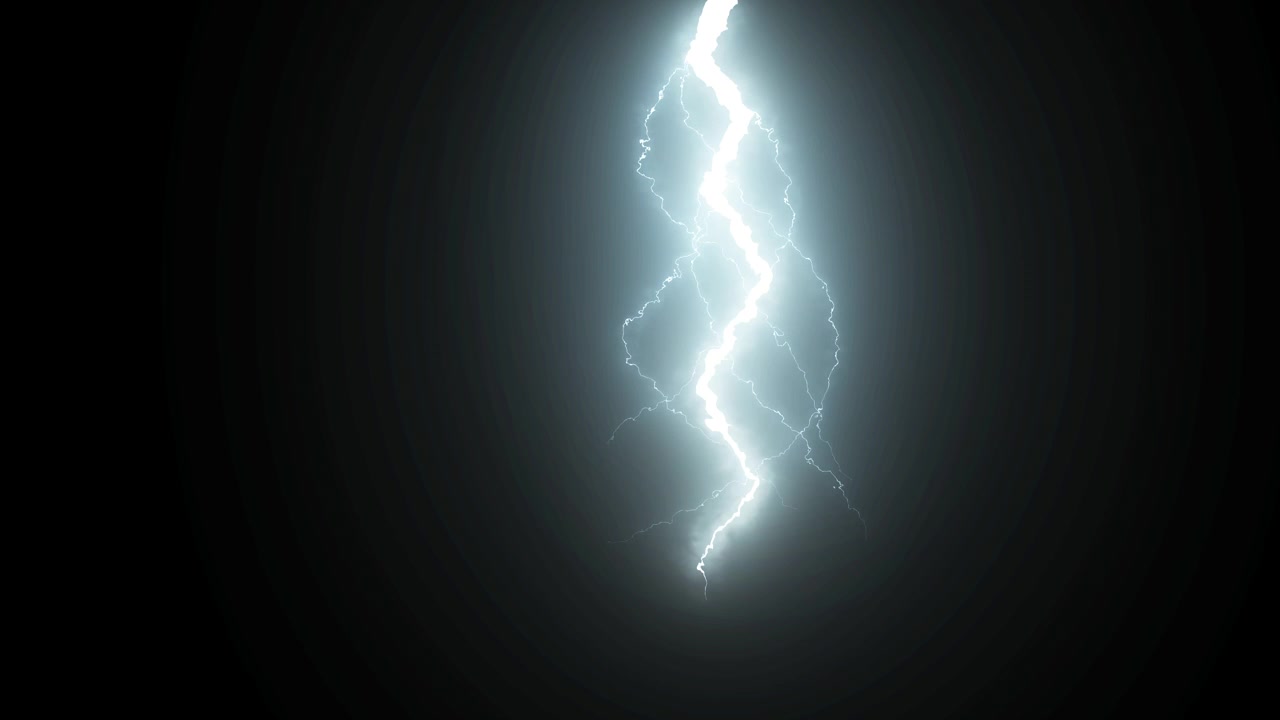 Luminosi fulmini che si abbattono su sfondo nero