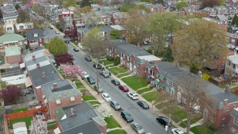 Quiet-American-city-street