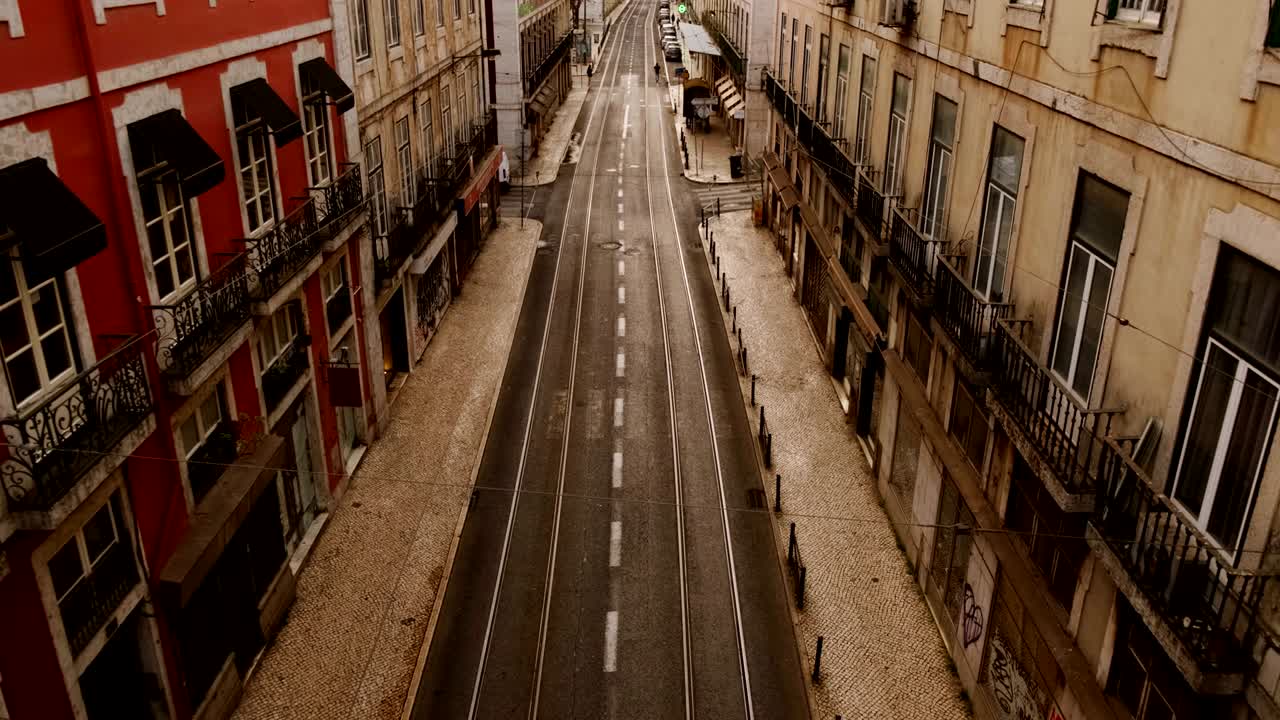 코로나바이러스 코로나19로 유럽은 봉쇄에 처해 있다.