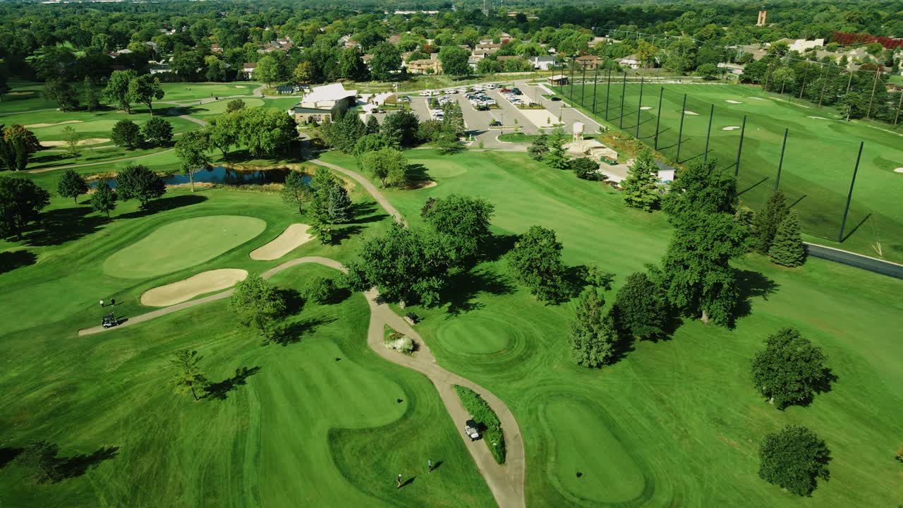 골프 코스 위의 비행, 호수, 노스브룩, 일리노이, 시카고가 있는 들판 풍경의 놀라운 전망