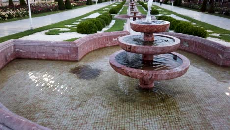 Peaceful-scenery-of-fountain in-the-park