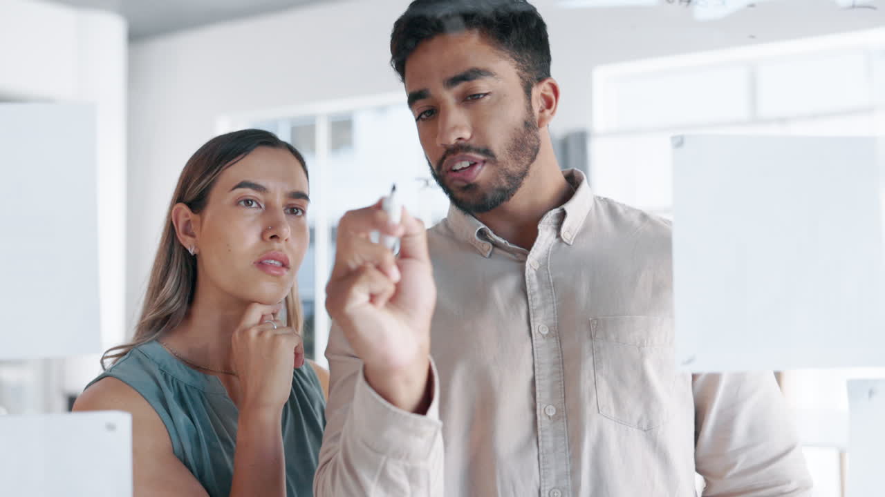 gente creativa de negocios, escritura