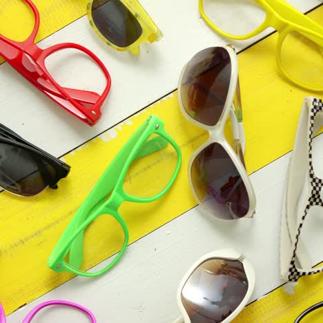 Collection-of-various-style-and-color-sunglasses-and-frames-captured-from-above-