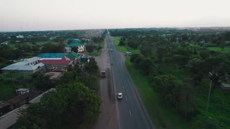 Viaje-Por-Carretera-En-La-Carretera-Moshi-arusha-En-El-Este-De-Arica