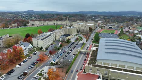 Campus-Del-Instituto-Militar-De-Virginia-En-Lexington,-Virginia