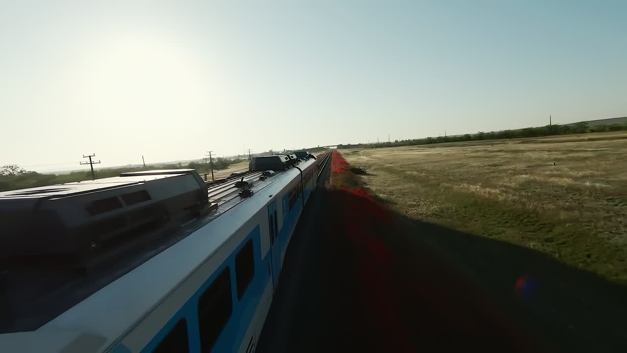 시골 을 여행 하는 열차