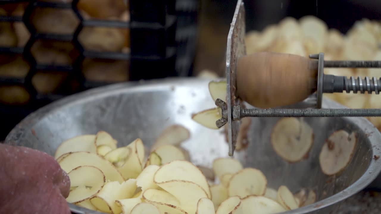 Making potato chips