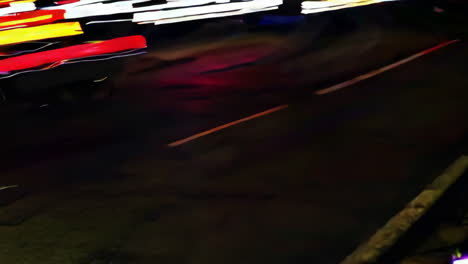 luces de la ciudad por la noche