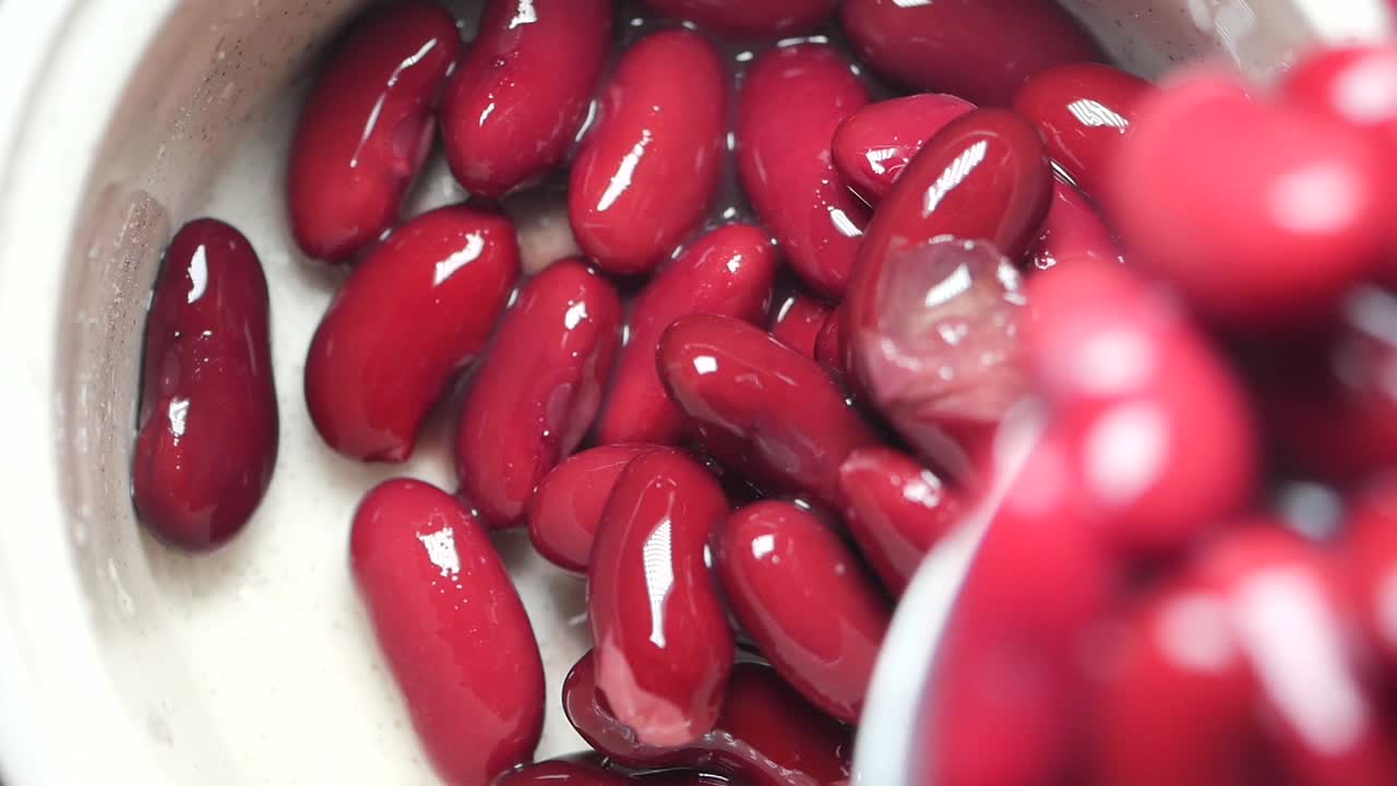 보관 된 은 신장 콩